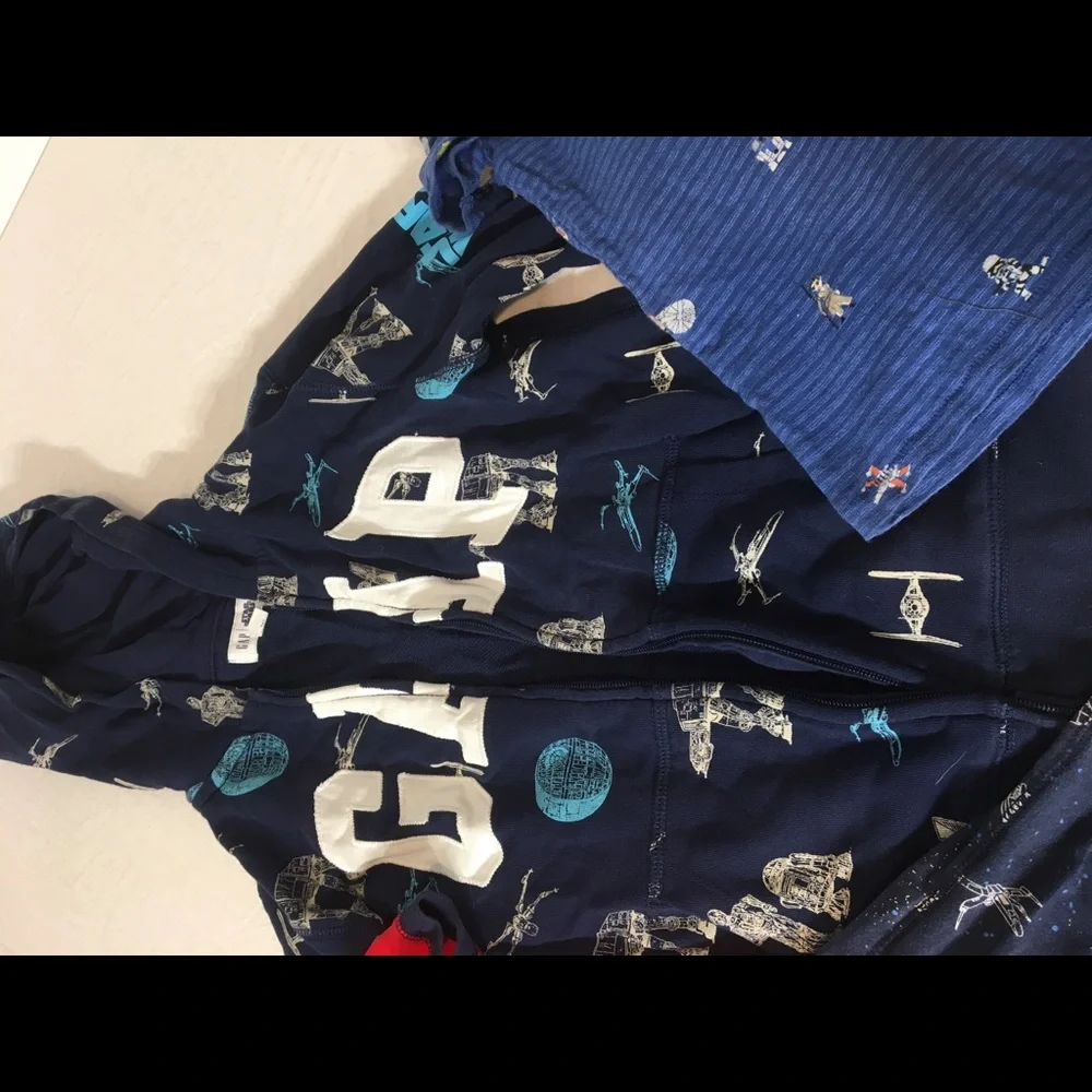 GAP Star Wars 3 tee’s, sweatshirt, pajamas used
